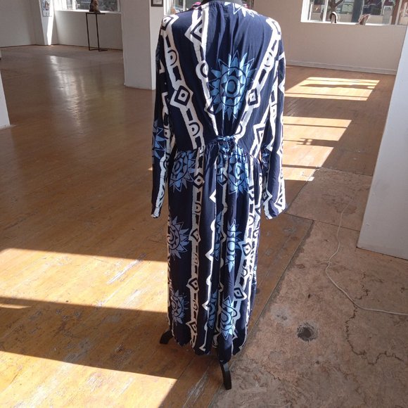 Blue and white geometric/ Western / ethnic printed long maxi button down dress - Picture 2 of 8